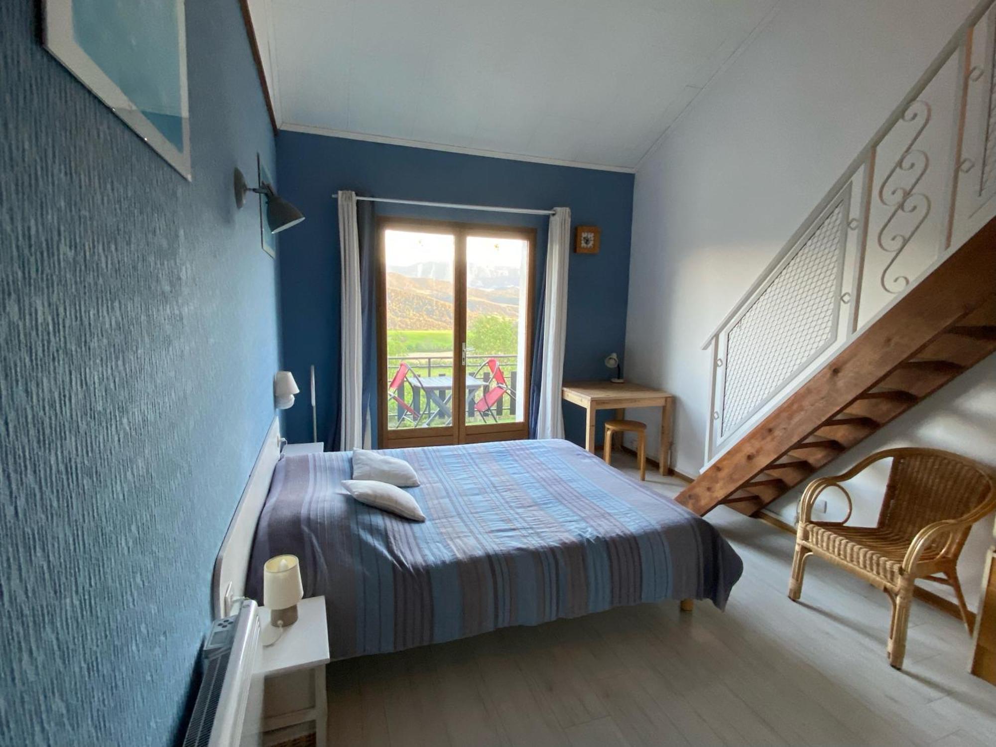Bed and Breakfast L'Ensoleillee Rosans Exterior foto